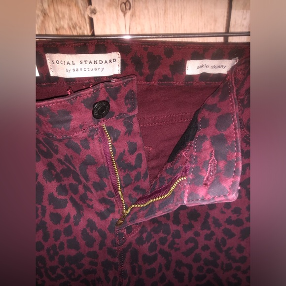 Social Standard Ankle Skinny Mid-rise Slim Fit Comfort Flex Size 16 Jean Cheetah - Picture 3 of 6